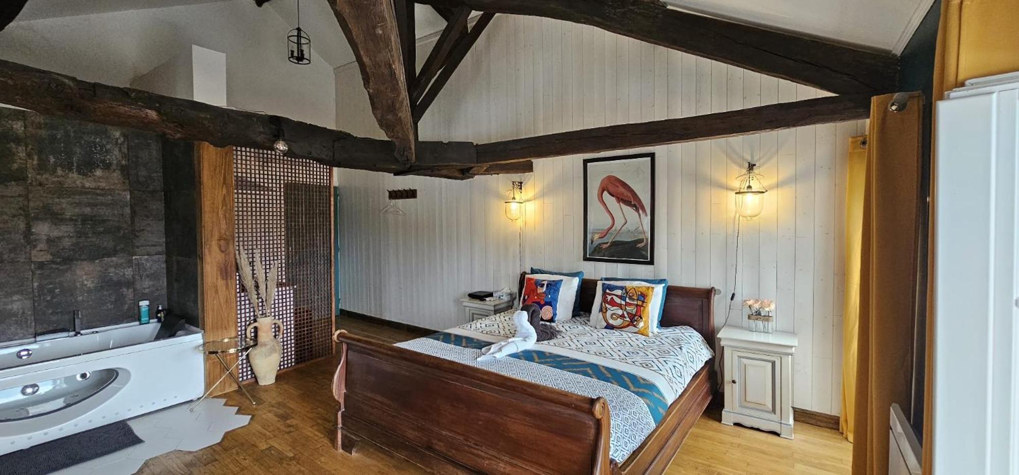 Suite Penthouse Romantique, Confolens, Charente Dış mekan fotoğraf